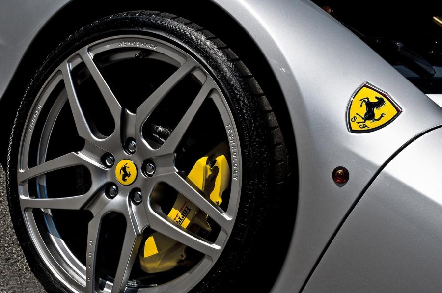  Ferrari 458 Spider by Project Kahn 2012 года  (фото 2 из 4)
